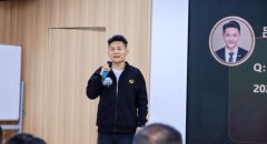 也加强了房产经纪人取客户业从之间的黏任